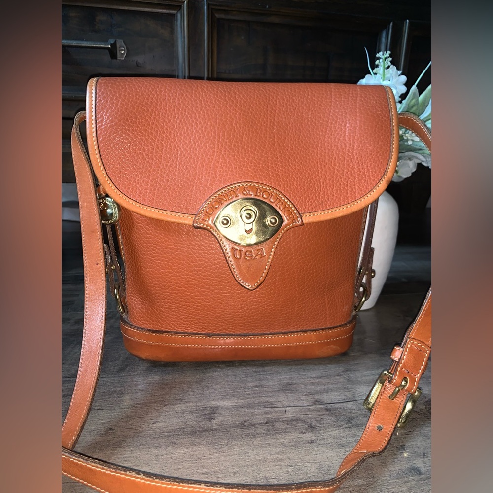 Vintage Dooney & Bourke All Weather Leather Cognac colored Calvary Spectator bag